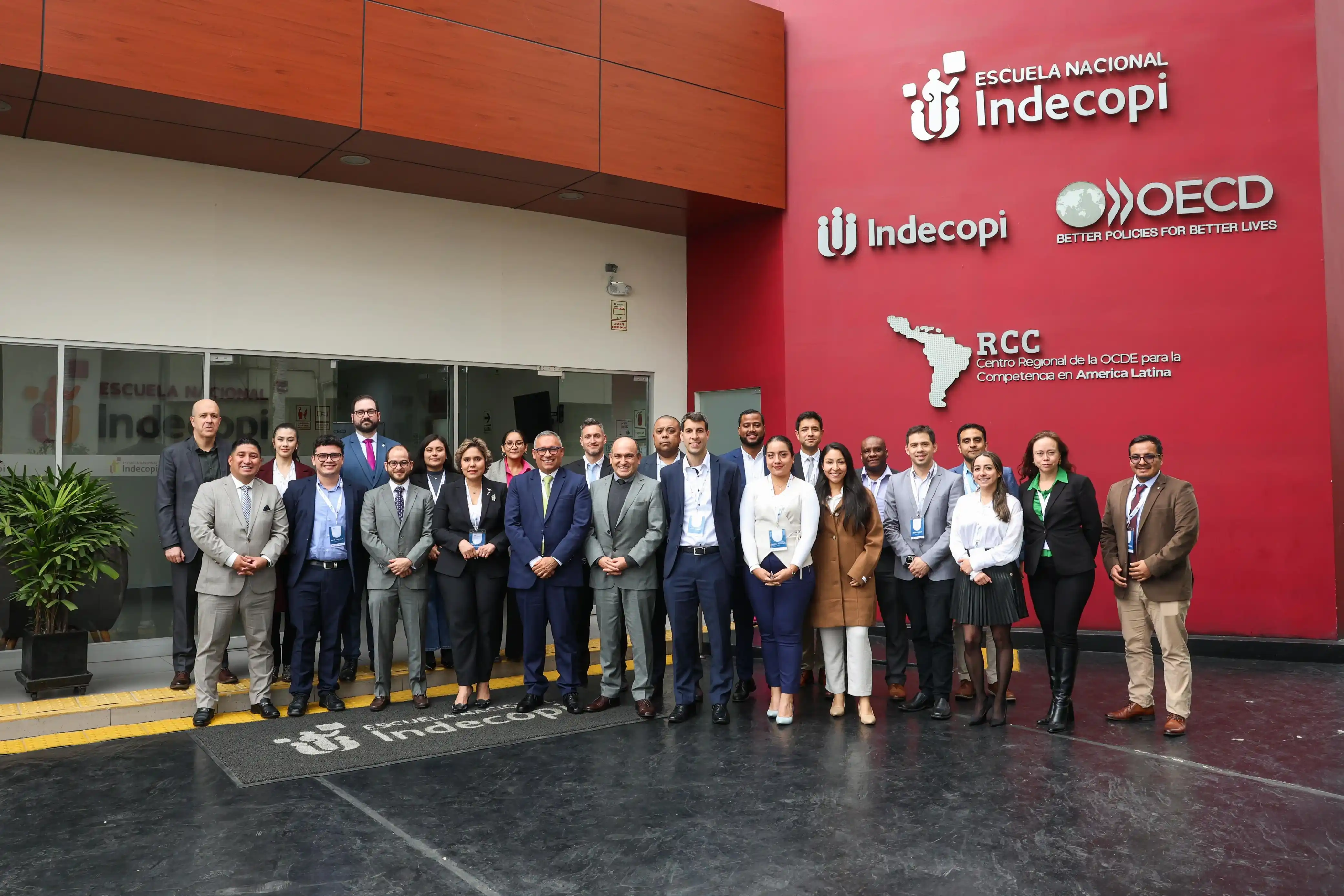 Image from ProCompetencia RD: 📍 Lima, Perú Más de 30 funcionarios de competencia de 15 jurisdiccio...