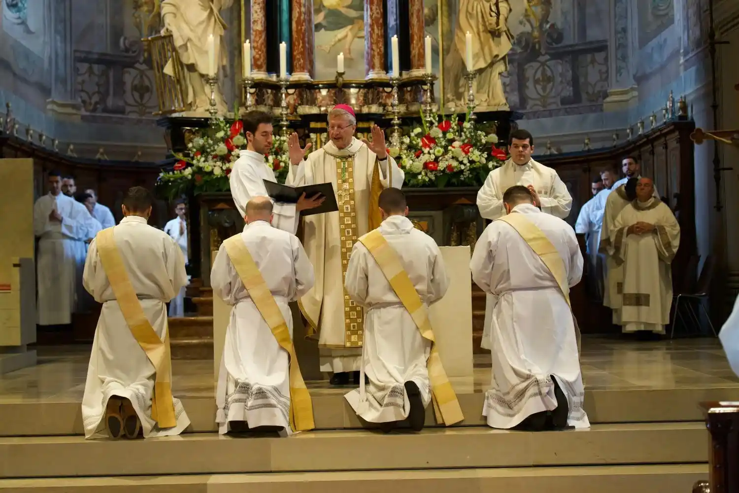 Image from CATT.CH: *Quattro nuovi preti per la Diocesi di Lugano ordinati in Cattedrale* ...