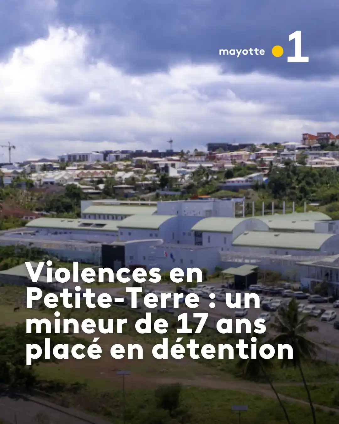 Image from Mayottela1ere: Salut la Team, 🔴 malgré le couvre-feu des mineurs non-accompagnés, en...