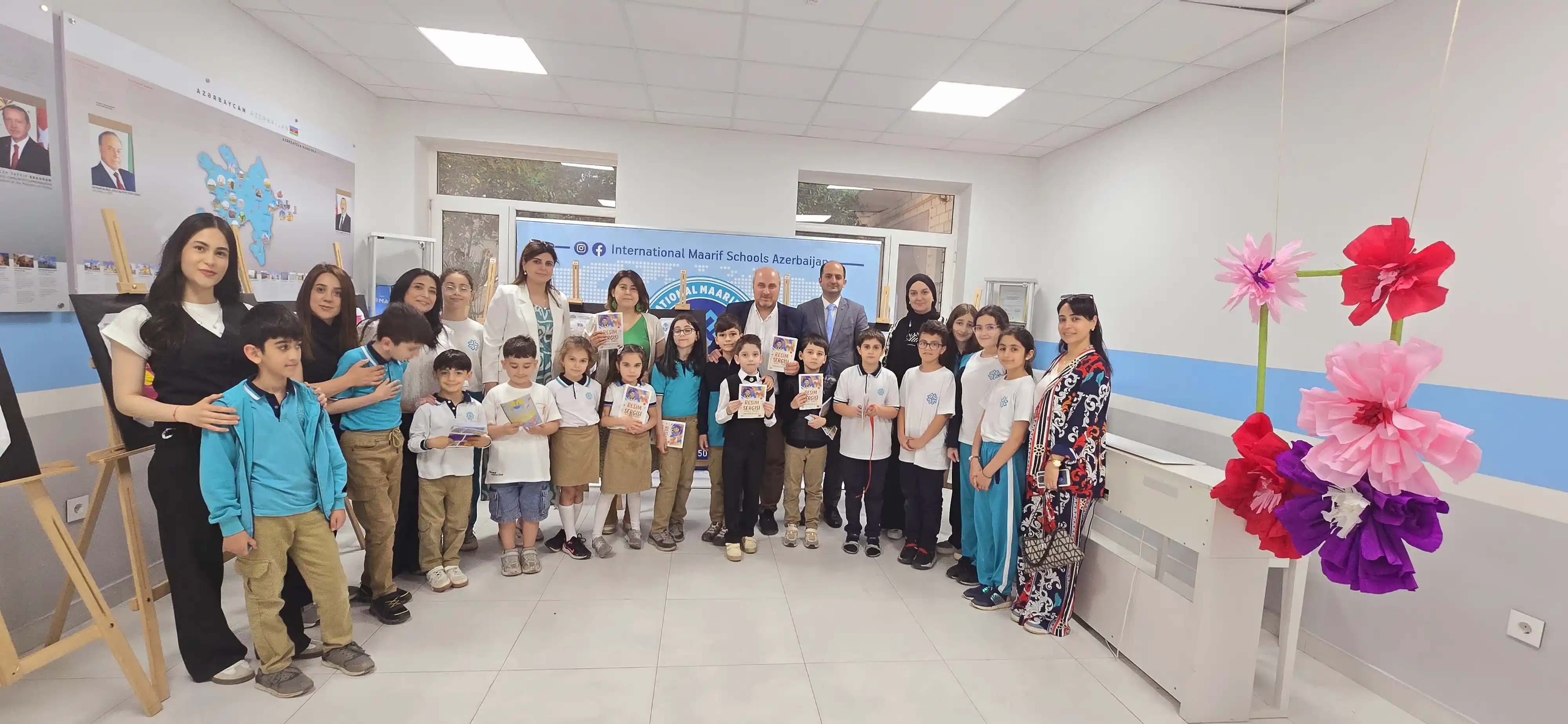 Image from Maarif Azərbaycan: 🖼️ Şagirdlərimizin fərdi rəsm sərgisi 🎨 Şagirdlərimizin yaradıcılıq...