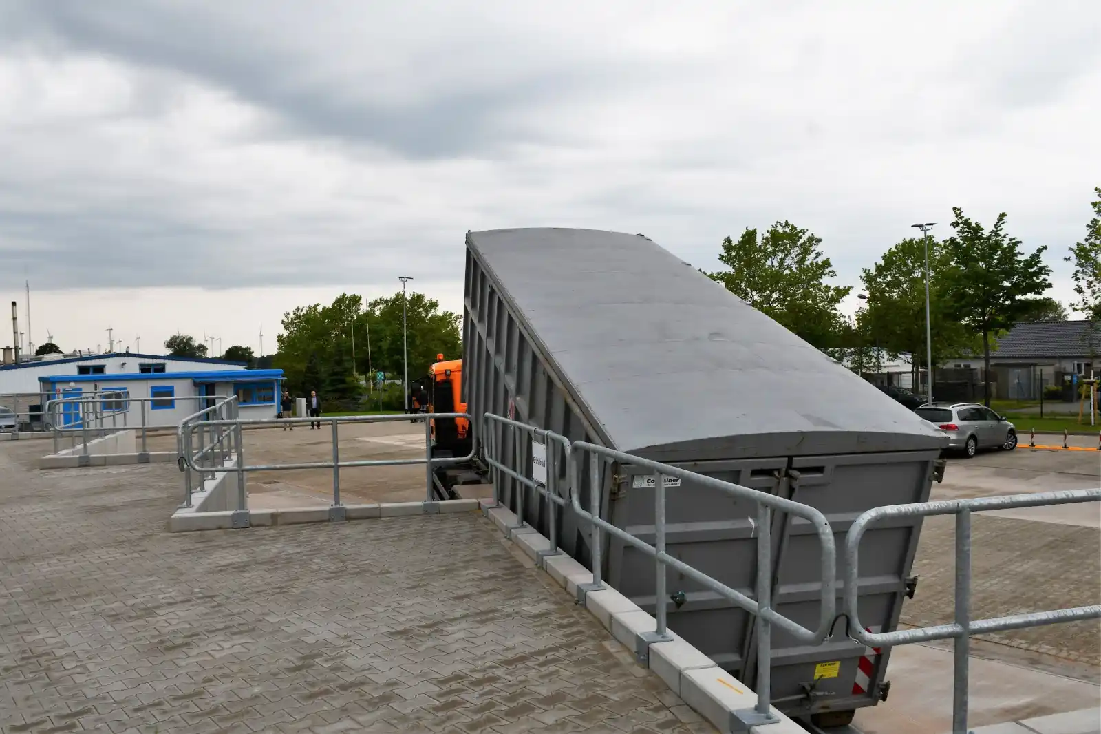 Image from Landkreis PR: Pritzwalk: Kleinannahmestelle am neuen Platz offiziell eröffnet Mehr P...