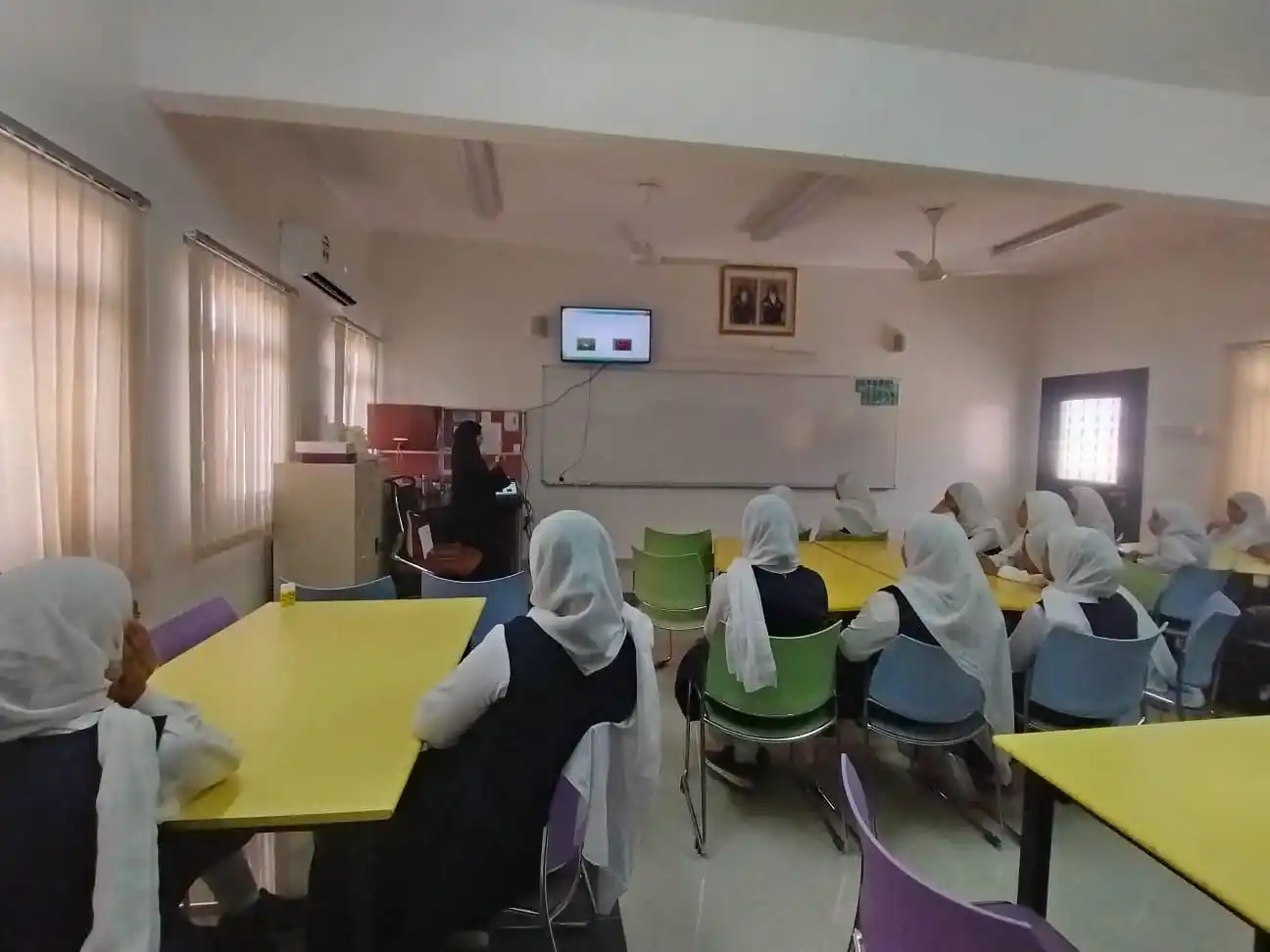 Alm6tr3school (1-9) post