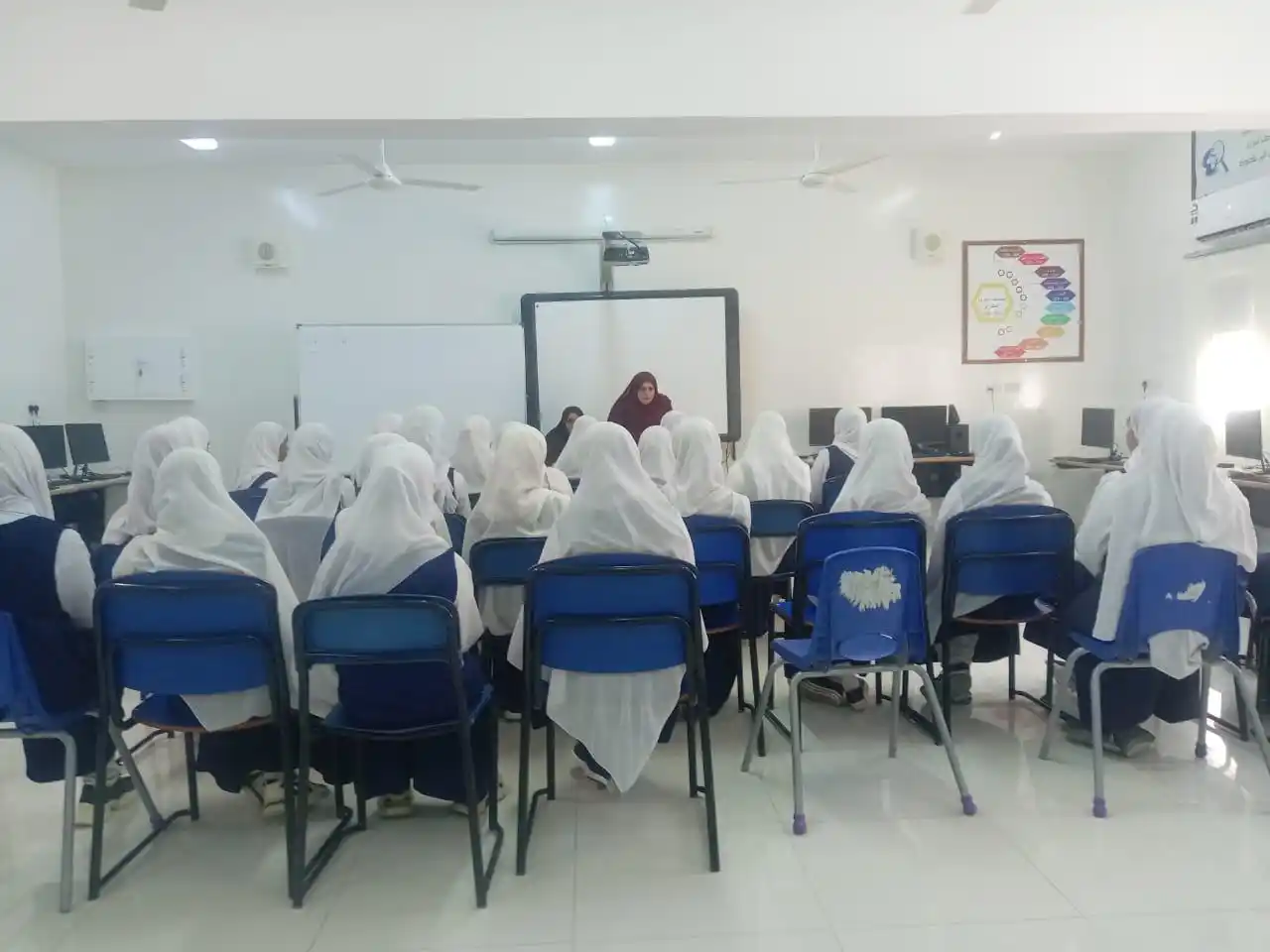 Alm6tr3school (1-9) post