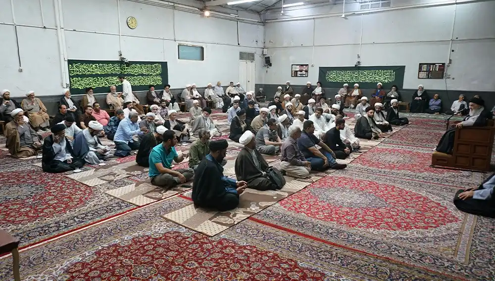 Image from AlShiraziAr: 🔹 *الجلسة العلمية اليومية لسماحة المرجع الشيرازي دام ظله* أُقيمت الج...