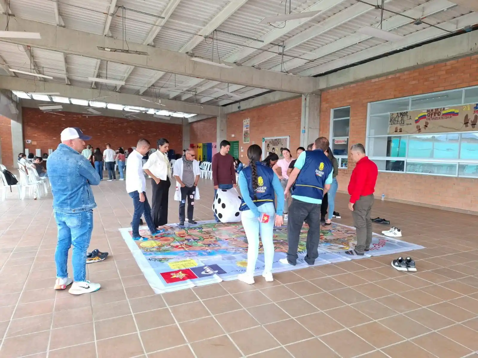 Image from Alcaldía de Pereira : DIGER PEREIRA CAPACITA A DOCENTES DE PEREIRA PARA RESPONDER ANTE EMERG...