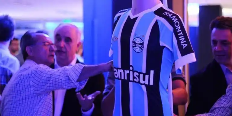 Image from Grêmio CP | Notícias: ➡️Grêmio terá novo fornecedor de material esportivo a partir de 2026 ...