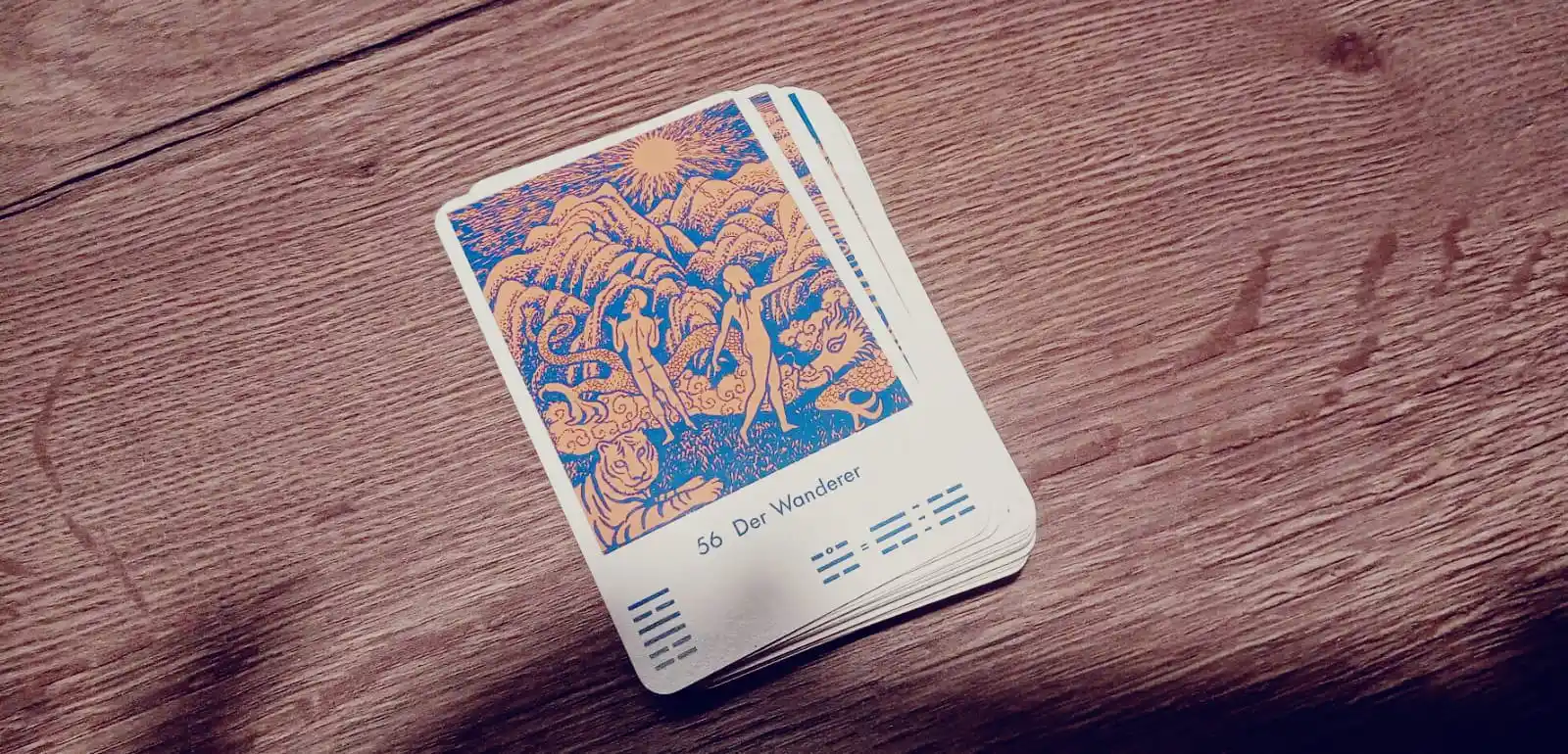 Image from Tagesimpulse - Tagesbotschaften / Skatkarten Der 3.Generation / Orakel / Feng Shui / Tarot: ```I Ging Tagesenergie 👋``` Hexagram *56 - der Wanderer* Tagesoffiz...