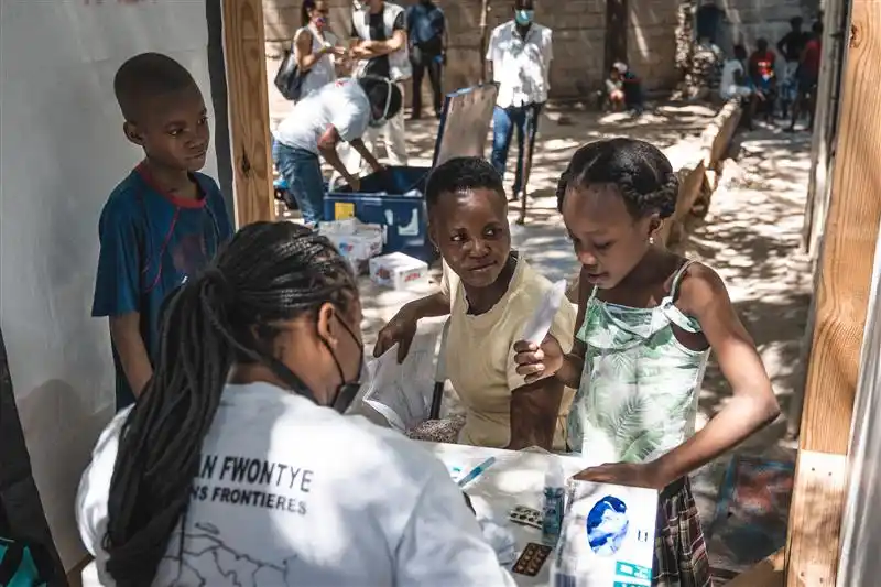 Image from Medsen San Fwontyè Ayiti: 🩺 *Aksè ak swen medikal nan Pòtoprens* Nou kontan envite w nan yon ...