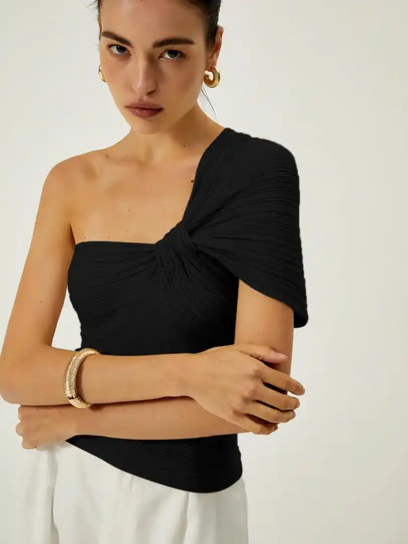 Our fashion corner post