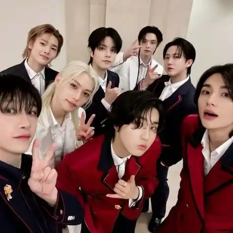 𝗦𝗧𝗥𝗔𝗬 𝗞𝗜𝗗𝗦┆STAY♥┆┆SKZ 𝗦𝗘𝗨𝗡𝗚𝗠𝗜𝗡 𝗛𝗬𝗨𝗡𝗝𝗜𝗡 𝗕𝗔𝗡𝗚𝗖𝗛𝗔𝗡 𝗖𝗛𝗔𝗡𝗚𝗕𝗜𝗡 𝗝𝗘𝗢𝗡𝗚𝗜𝗡 𝗛𝗔𝗡  𝗙𝗘́𝗟𝗜𝗫 𝗠𝗜𝗡𝗛𝗢 post
