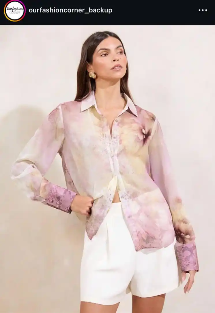 Our fashion corner post