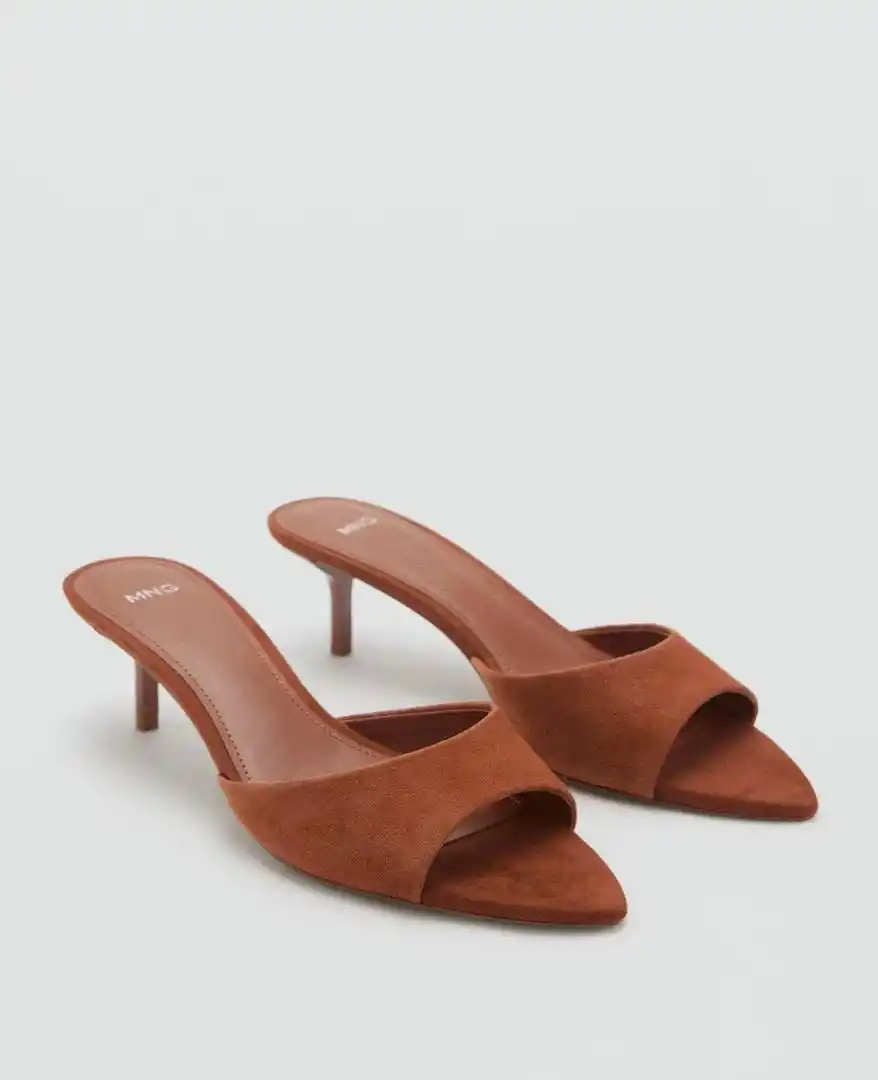 Our fashion corner post