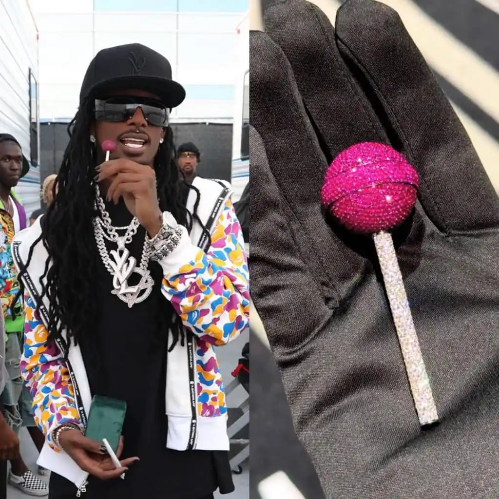 Image from MUSIC🎧 WORLD🌏: Playboi Carti's lollipop at the BET Awards is actually just strawberry...