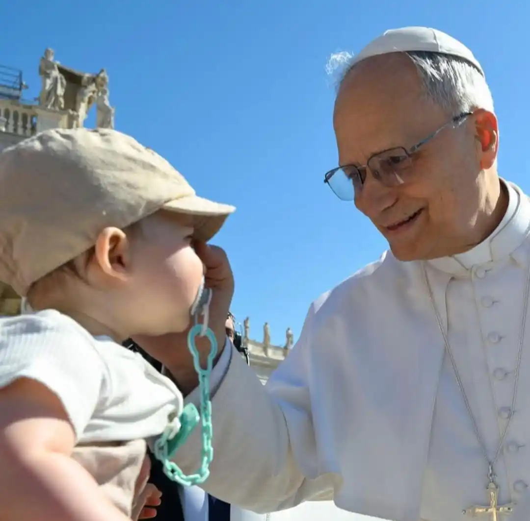 Image from Radio Vaticana IT: Radio Vaticana con Voi! In onda fino alle 12:00 https://www.vaticannew...