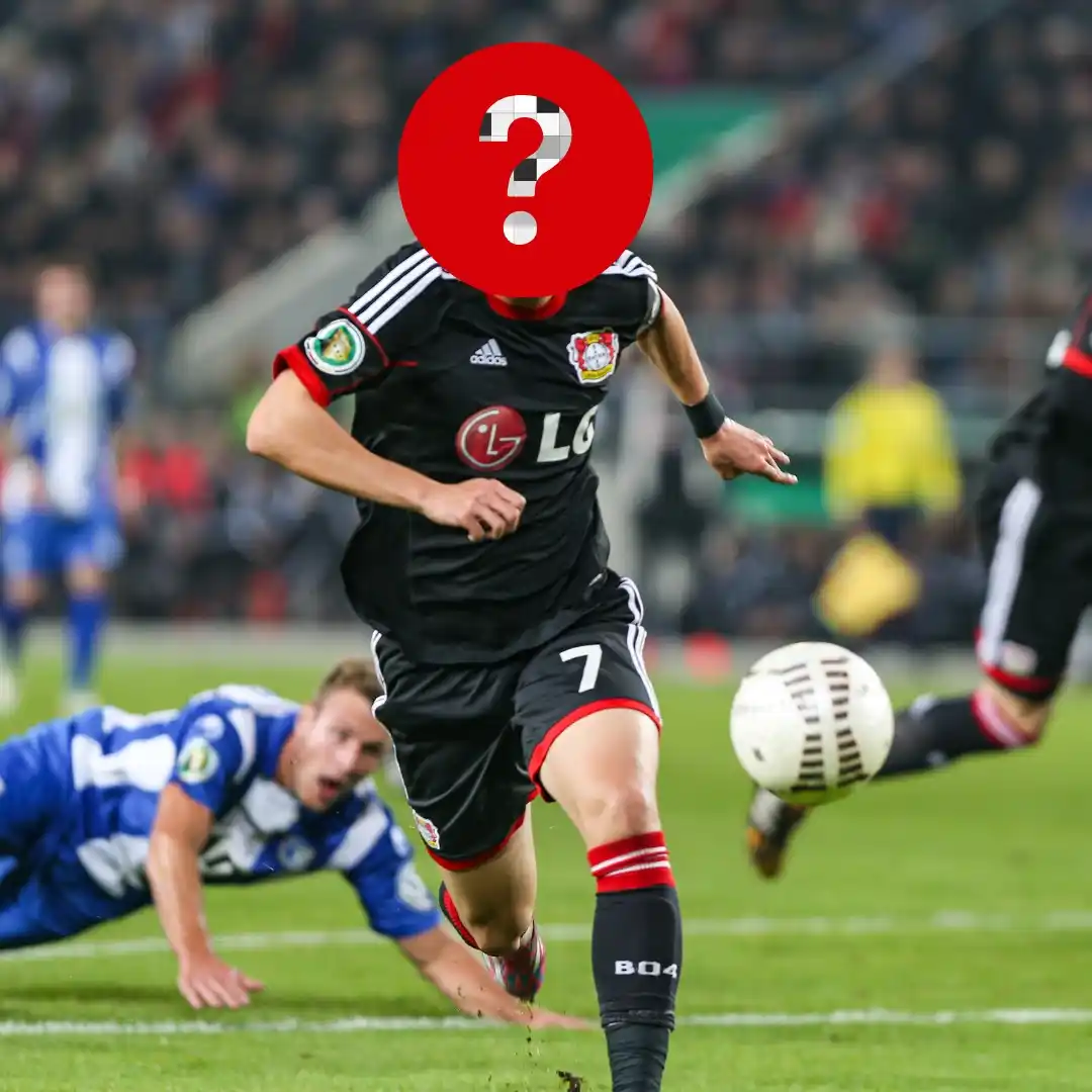 Image from Bayer 04 Leverkusen Brasil: Reconhece quem é esse 7️⃣ que deixou o zagueiro comendo poeira?  👍 Pa...