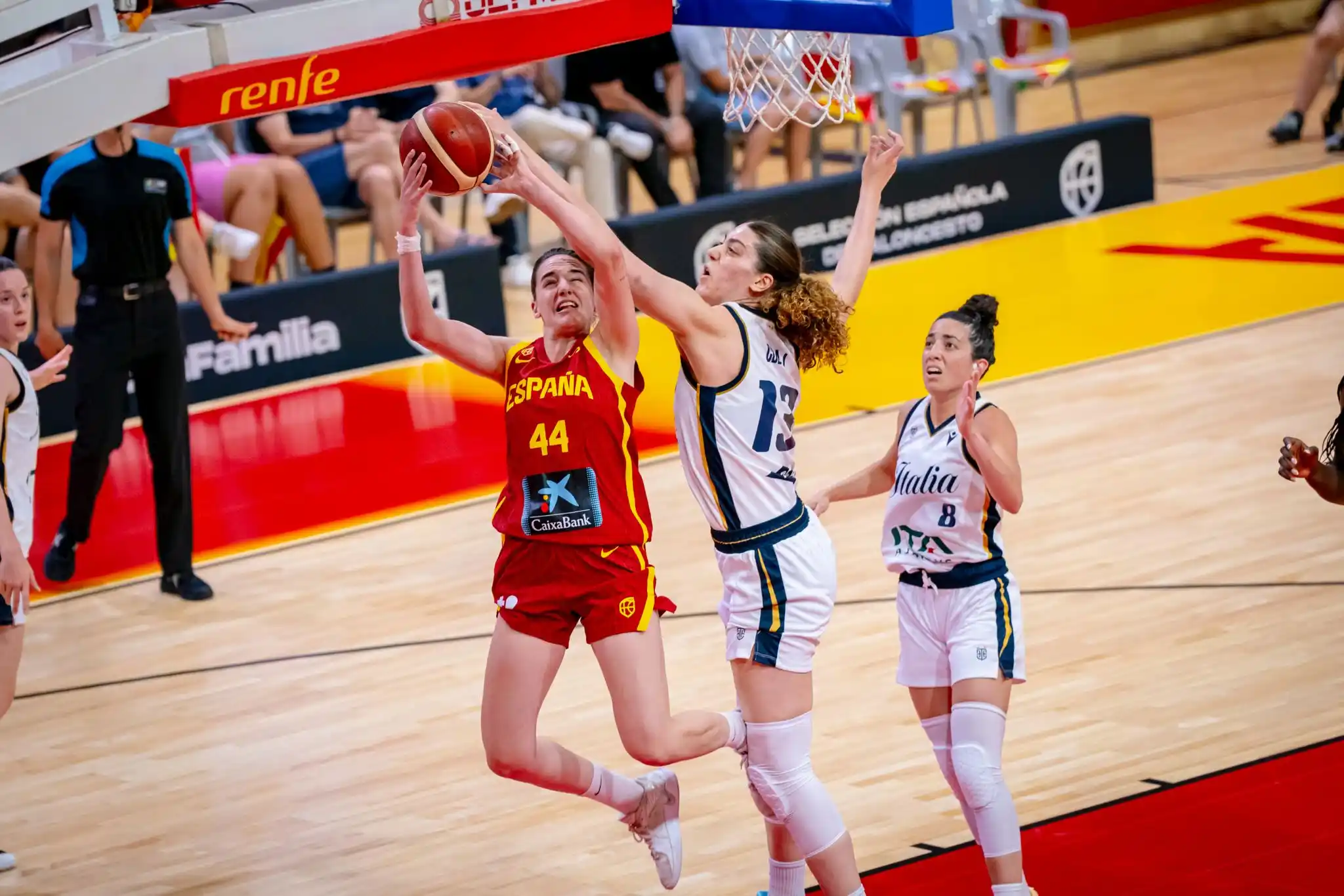 Image from Federbasket: Road to Women’s EuroBasket: Inca, Italia-Spagna 42-57. Capobianco: “Pa...