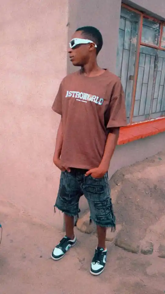 MUSIC🎧  WORLD🌏 post