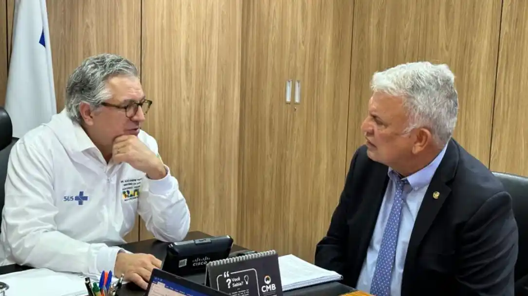 Image from ac24horas.com: *Petecão discute com ministro da Saúde retomada da fábrica de preserva...