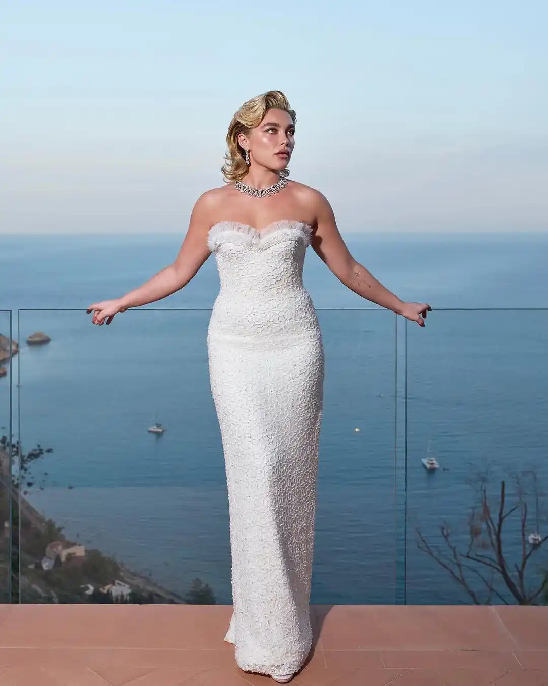 Image from Florence Pugh Brasil: Florence Pugh para o lançamento da nova coleção de alta joalheria da B...