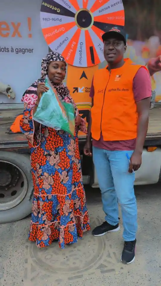 Image from Orange Money Sénégal : Avec cette dernière remise de tissu Getzner, félicitations à notre heu...