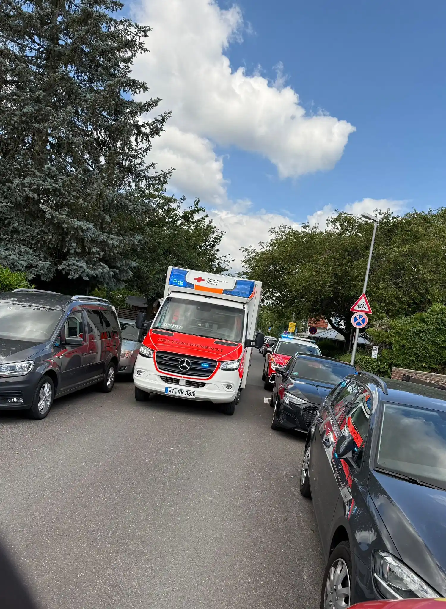 Image from Feuerwehren der Stadt Hattersheim am Main: Fünf medizinische Einsätzen beschäftigten uns am Freitag… Über die Le...