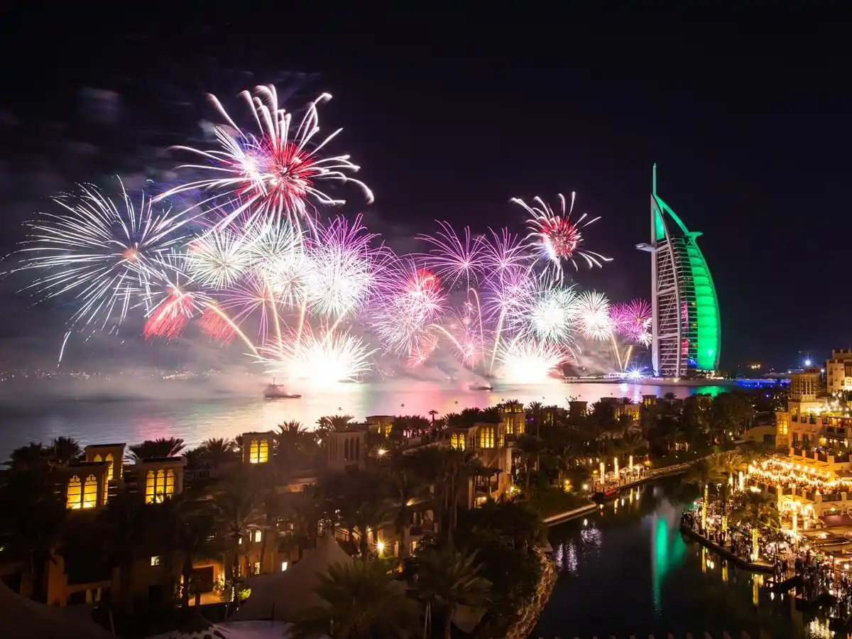 Image from StayProperty Real estate Turkey, Dubai, Cyprus: 🌙Яркий праздник Ид аль-Адха в Дубае 2025 📅🕌 5–8 июня — официальны...