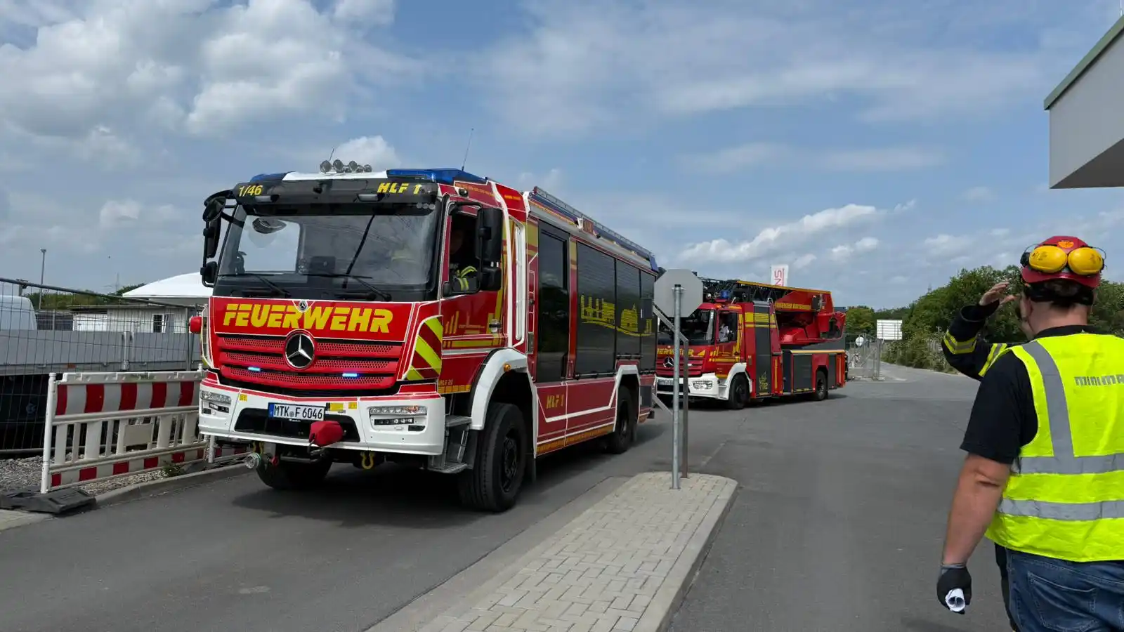 Image from Feuerwehren der Stadt Hattersheim am Main: In einem Rechenzentrum in der Mainzer Landstraße hatte um 11:31 Uhr di...