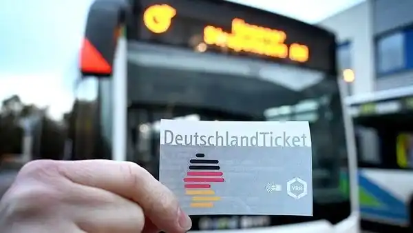 Image from WP Herdecke & Wetter – Westfalenpost: *Deutschlandticket: Wetter hofft auf Fortsetzung für Schüler* Ungewiss...
