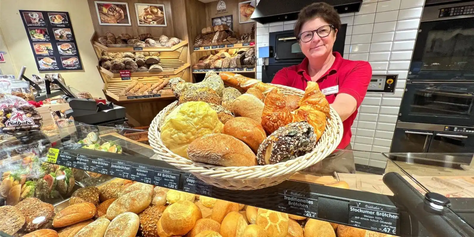 Image from Hellweger Anzeiger - Unna Kamen Bergkamen Fröndenberg Holzwickede: 🥯🧁 *Frische Brötchen an Pfingsten: Diese Bäcker haben in Unna an den...