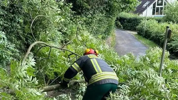 Image from WP Herdecke & Wetter – Westfalenpost: *Unruhiger Pfingstsamstag für die Feuerwehr in Wetter* Es lag nicht al...