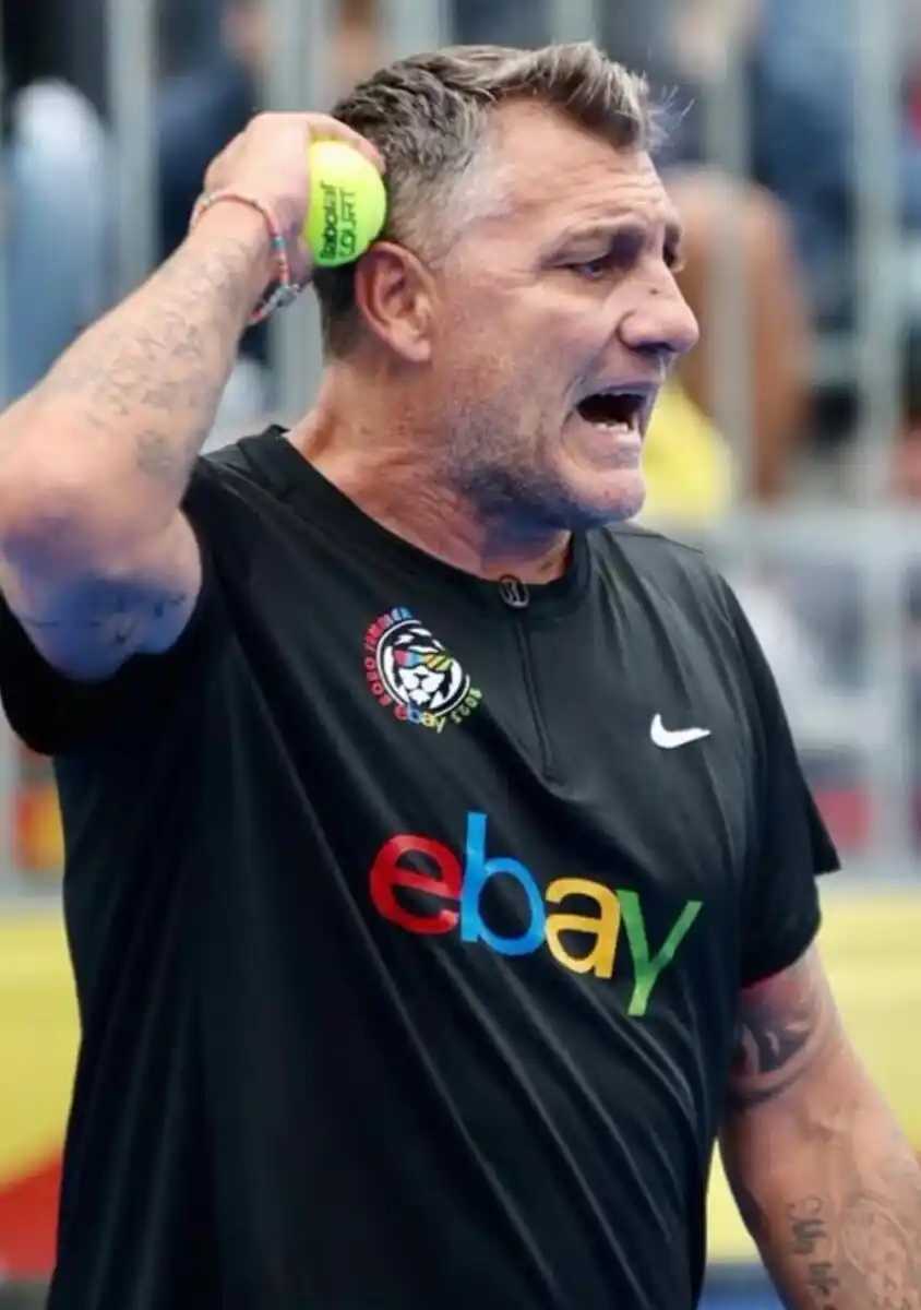 Image from ForlìToday: Padel, la "Summer Cup" di Bobo Vieri arriva anche in val Bidente: trip...