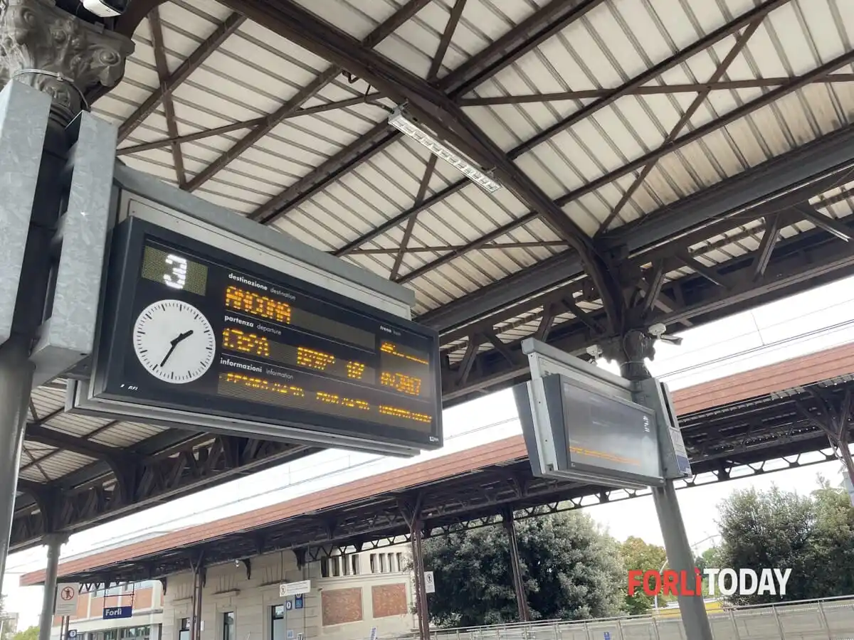 Image from ForlìToday: Sciagura sui binari, un morto a Forlimpopoli. Ritardi e cancellazioni ...