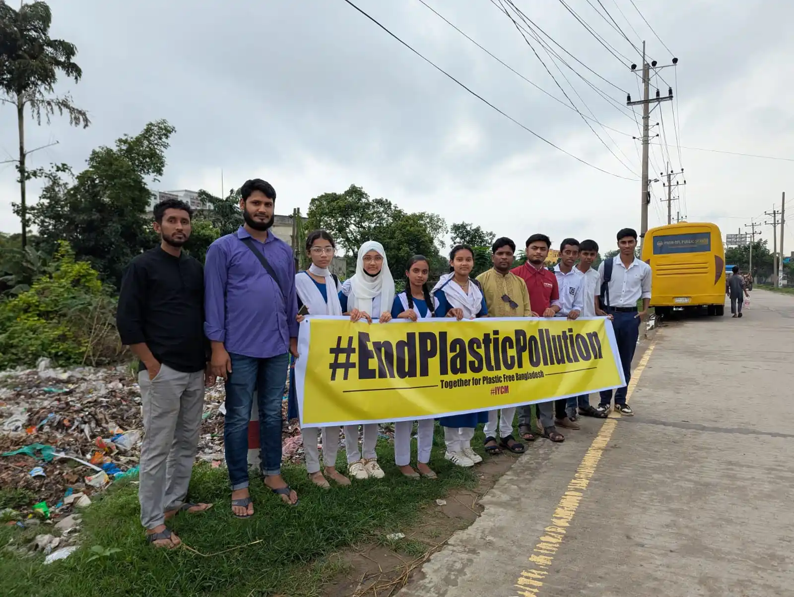 Image from INTERNATIONAL YOUTH CHANGE MAKER: đ End Plastic Pollution đ āĻŦāϰā§āϤāĻŽāĻžāύ⧠āĻĒā§āϞāĻžāϏā§āĻāĻŋāĻā§āϰ āĻŦā§āϝāĻŦāĻšāĻžāϰ āĻāĻļāĻā§āĻāĻžāĻāύāĻ āĻšāĻž...