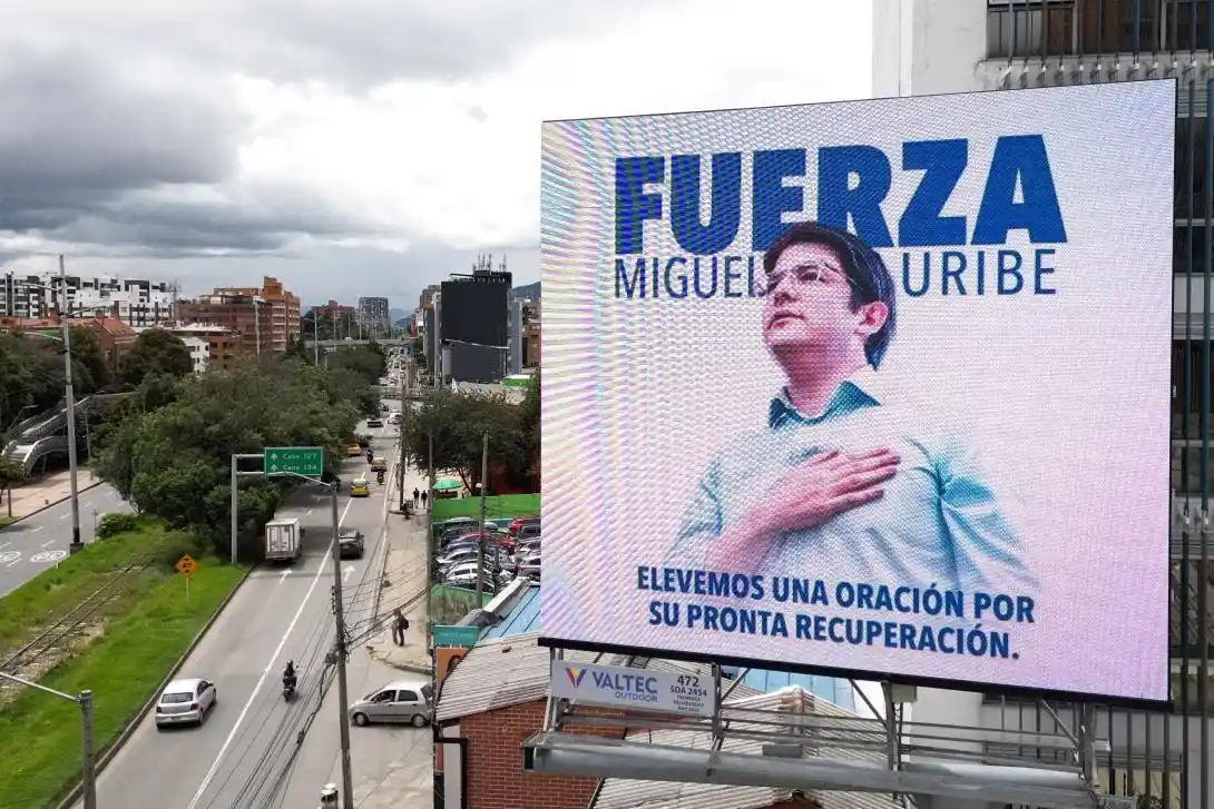 Image from Perú21 : 🚨 Insólito: Familia del atacante de Miguel Uribe entra al programa de...