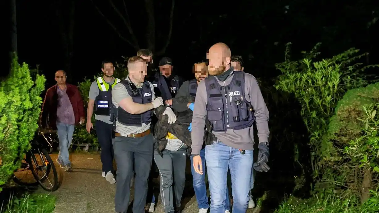 Image from NW Bielefeld: ➡️ *Messer-Attentat in Bielefeld: Verdächtiger vor Überführung:* Mahmo...
