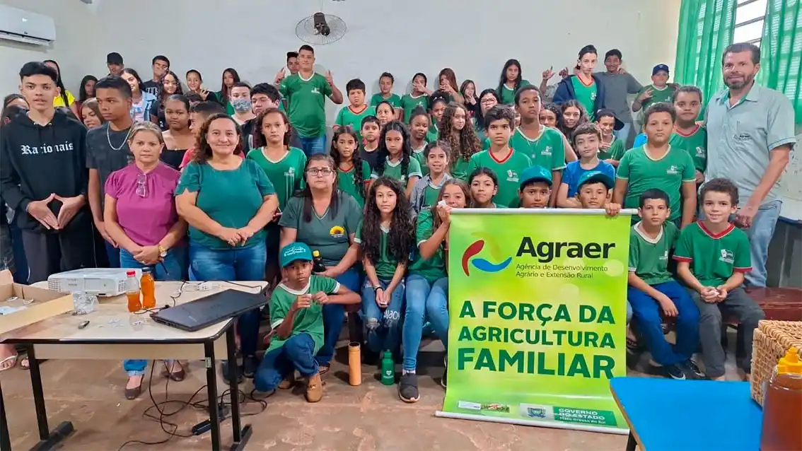 Image from Asbraer Notícias: 🌱 *Semana do Meio Ambiente tem ação da Agraer em Bataguassu* _A inic...