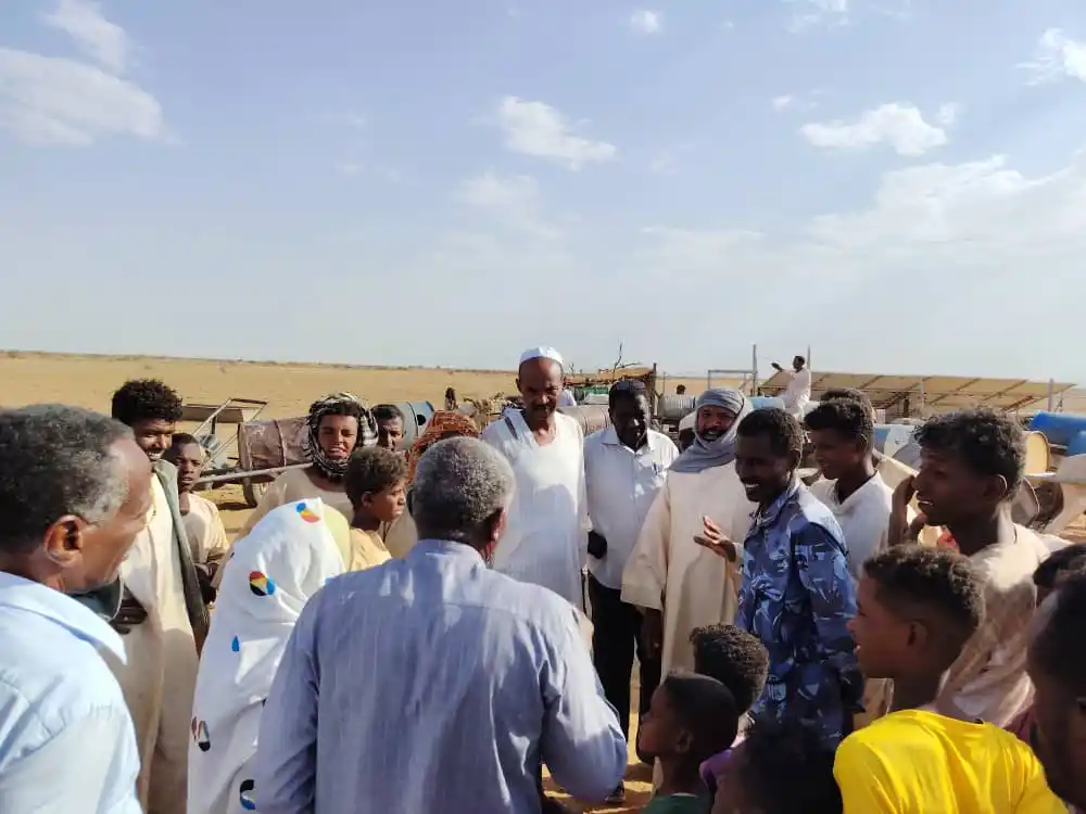 Image from اعلام حكومة ولاية الخرطوم Khartoum State Government Media: *وفد من وزارة الصحة بالخرطوم يزور منطقة ود حسونة ويوزع الكلور لتعزيز ا...