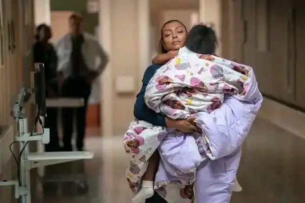 Image from SATELNEWS GH: Every person who walks away from the parent they created a child with ...