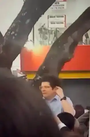 Image from Mynet: 🔴 Kolombiya'da yaklaşan seçimler için başkent Bogota'da miting düzenl...