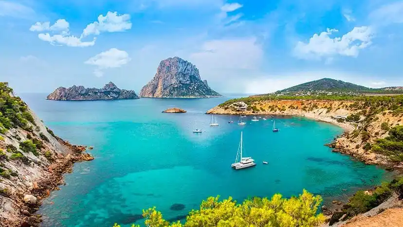 Image from Mago de los Viajes 🧙♂: ‼️ Descubre Ibiza ‼️ Si buscas experiencias únicas en la isla, activi...