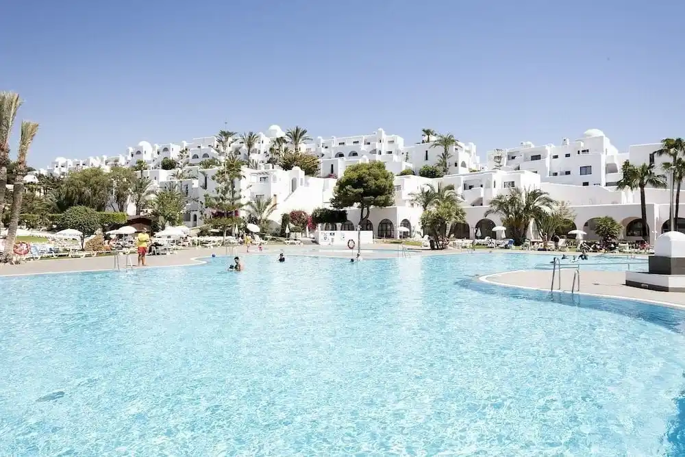 Image from Mago de los Viajes 🧙‍♂: ‼️ Mojácar ‼️  🧙‍♂ Mojácar: 4 Noches ApartHotel 3* con Parque acuátic...