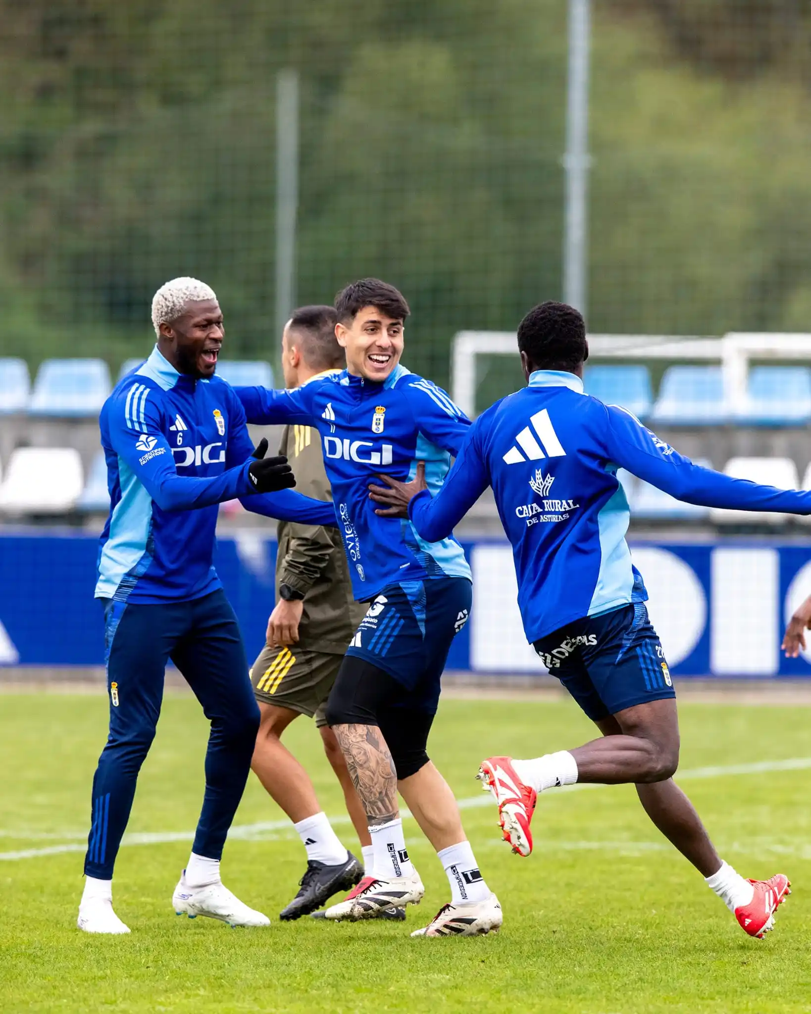 Image from Real Oviedo: 🏟️ Objetivo: UD Almería 🆙 Desde mañana, 🅒🅞🅝 🅤🅝🅐 🅢🅞🅝🅡🅘🅢...