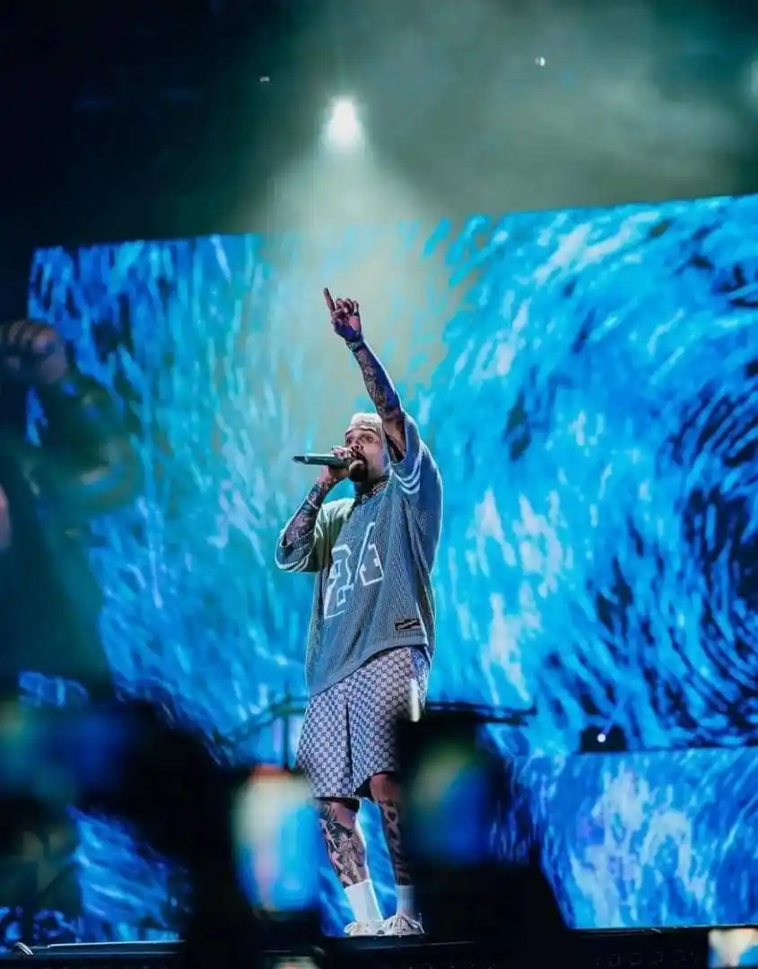 Image from CHRIS BREEZY ‼️🐐: Congratulations to Chris Brown, his light can't be dimmed 👏‼️   Chris...