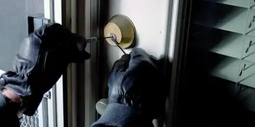 Image from Hulz Media ✅: ⚠️GETUIGEN OPROEP👇  In de nacht van woensdag 11 juni (vannacht) tusse...