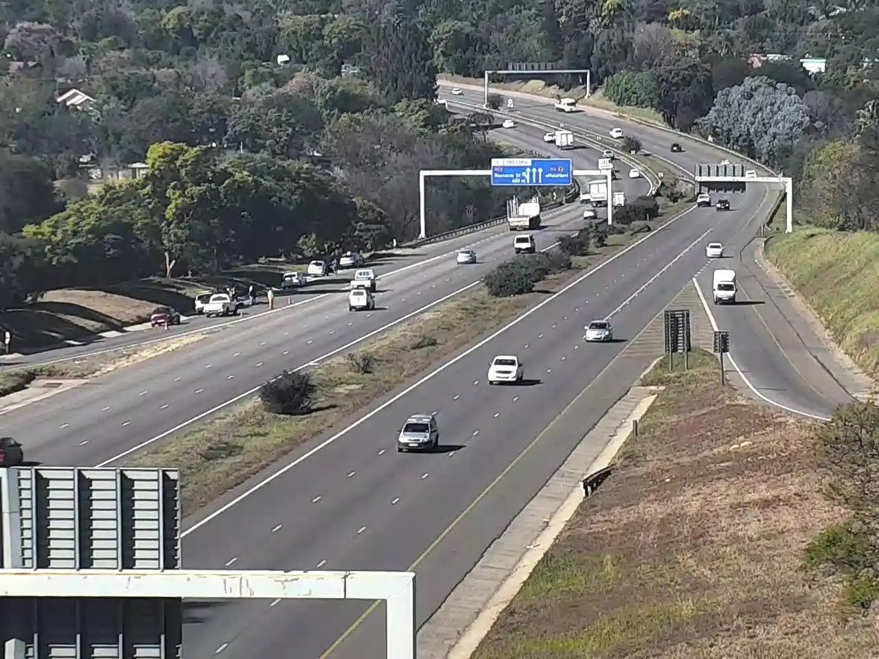 Image from LIVE TRAFFIC & Road incidents Channel: 💥Fatal Crash💥 (with pedestrian) on N4 Eastbound at Ramp from Waterme...