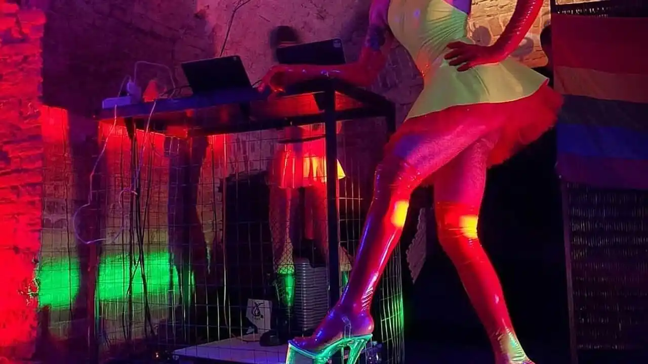 Image from IlPescara: Poliamore, Kinky e Queer: la rivoluzione delle relazioni libere parte ...