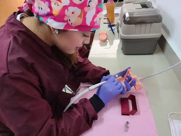 Image from Universidad Privada Del Centro: 🦷 Alumnos de 3er cuatrimestre de <a class="text-blue-500 hover:underl...