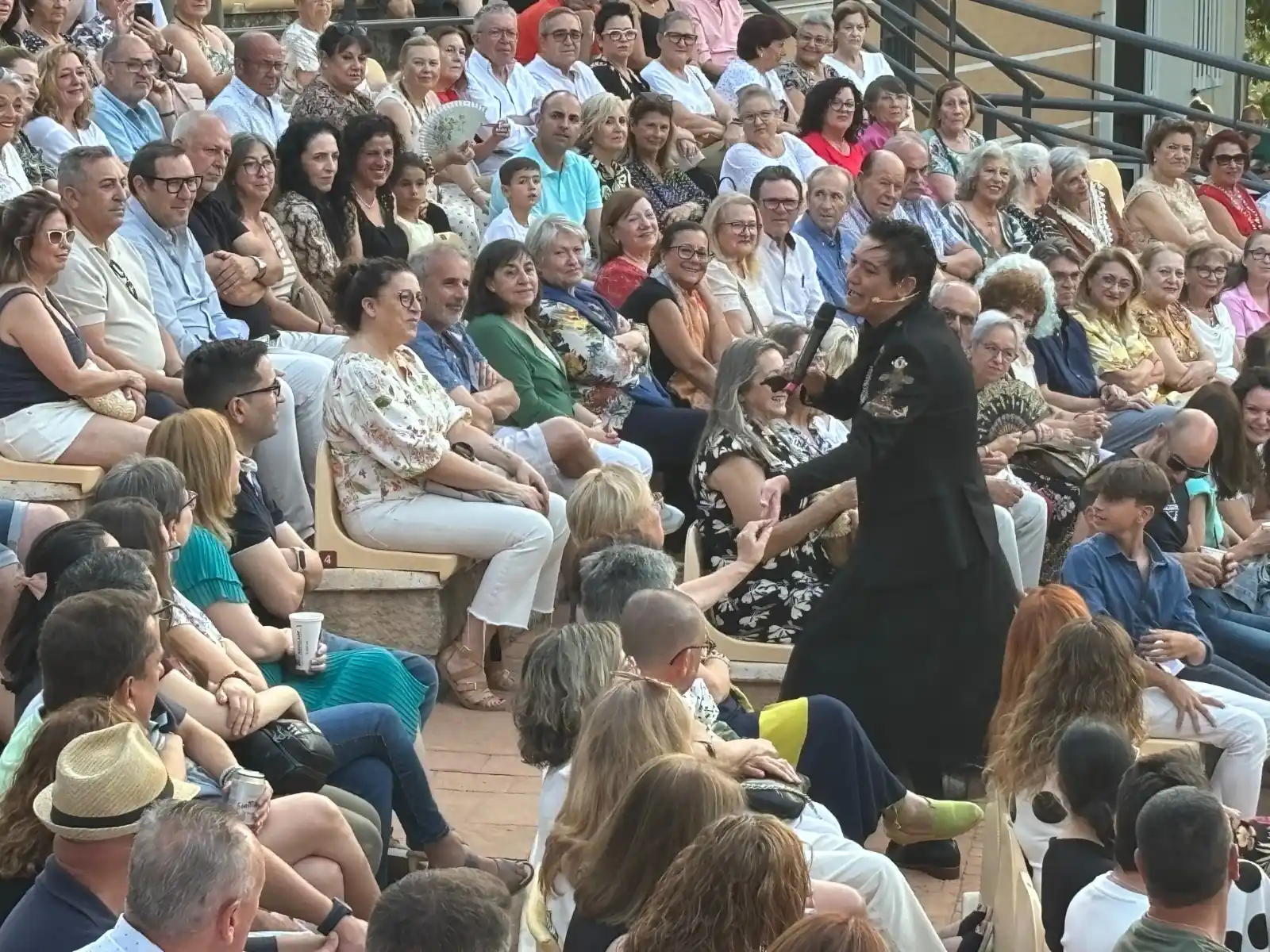 Image from Alhaurín de la Torre, Calidad de Vida: ÁNGEL GARÓ BRILLA EN EL PORTÓN CON SU SHOW MÁS PERSONAL, 'TANGO MÍO' ...