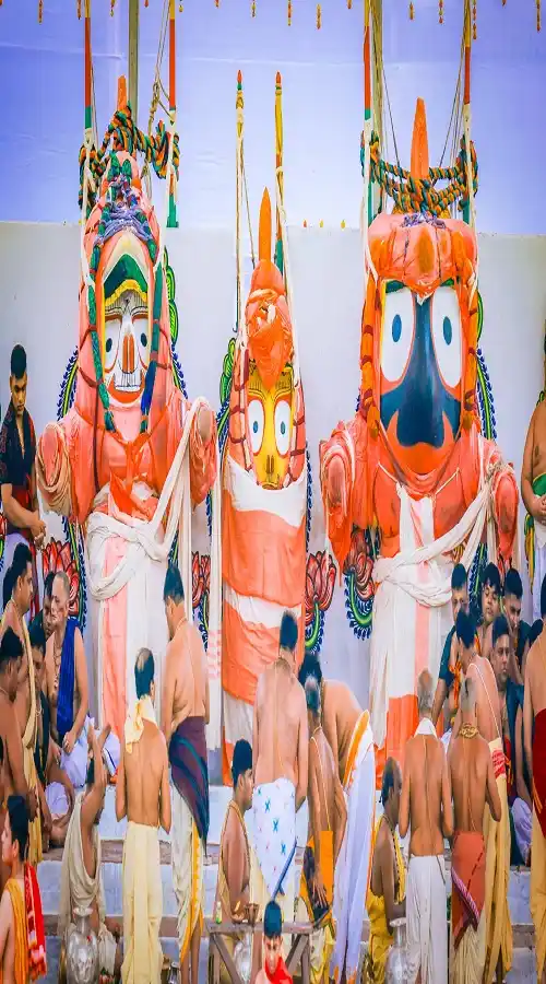 Image from Zee Odisha News: *ଦେବସ୍ନାନ ପୂର୍ଣ୍ଣିମାରେ ଭାଇରାଲ ହେଉଛି ମହାପ୍ରଭୁଙ୍କ ଏହି ସବୁ ଫଟୋ...* *ଲିଙ୍...