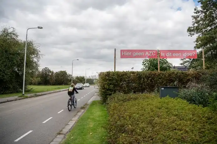 Image from PZC: Over drie weken zou Zeeland *ruim 2100 opvangplekken voor vluchtelinge...